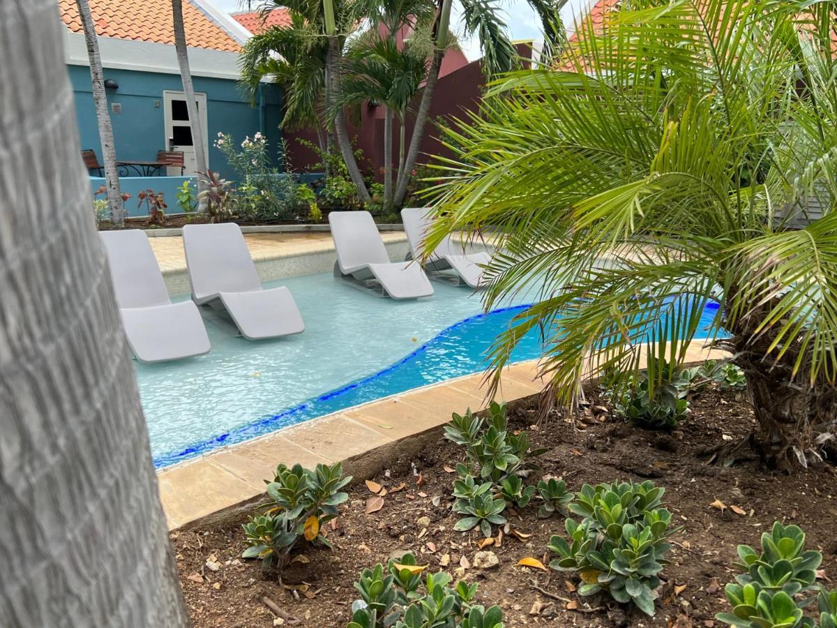 Kura Botanica Hotel Willemstad Exterior photo